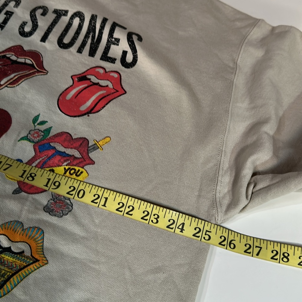 NWOT The Rolling Stones Tongues Sweatshirt - Picture 6 of 9